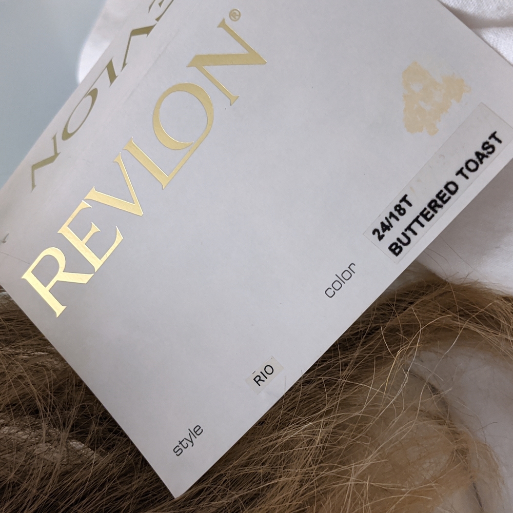 Revlon Wig - Rio - Picture 5 of 5